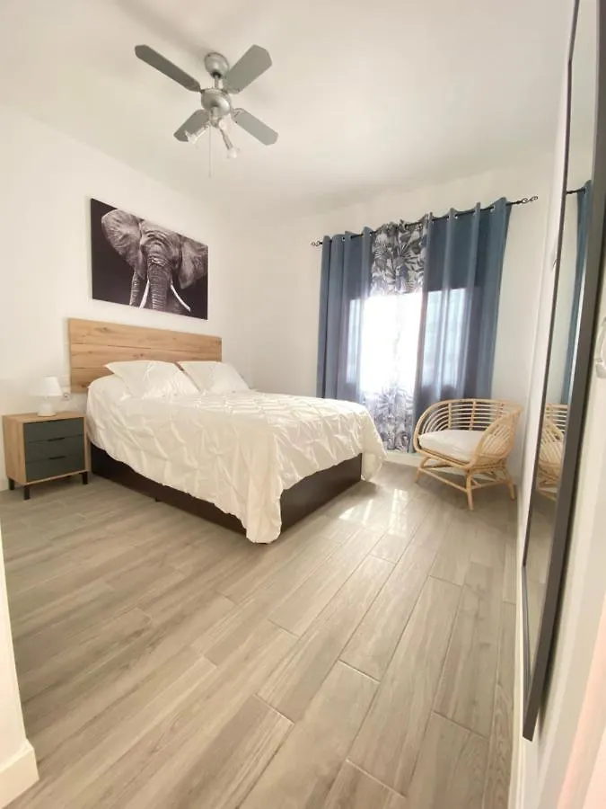 Villa Residencial El Guaidil Triquivijate 0*,